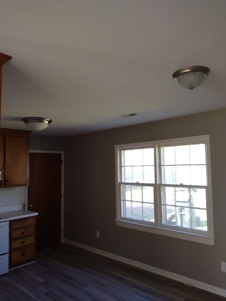 1809 E Trail Dr Se - Photo 3 of 9