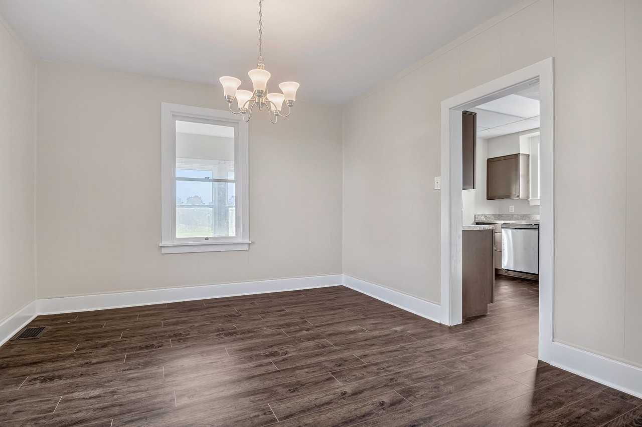 206 Hershey Rd - Photo 7 of 26