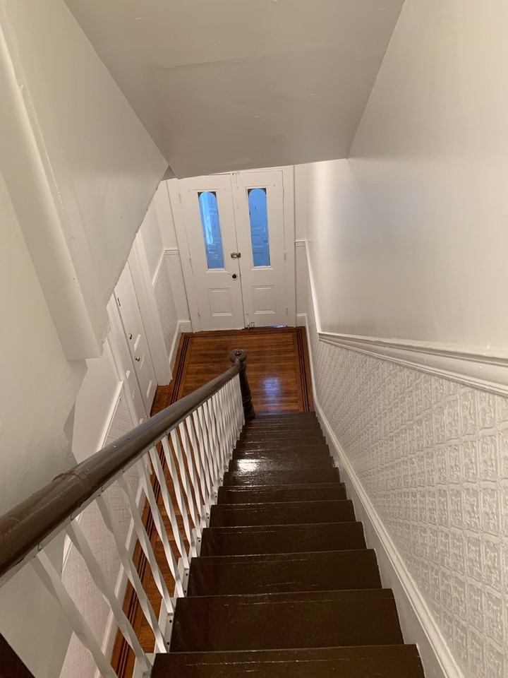 487 W Market St #3 - Photo 2 of 14
