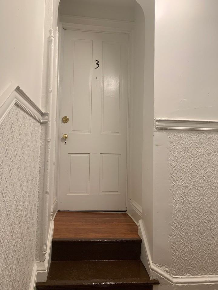 487 W Market St #3 - Photo 3 of 14