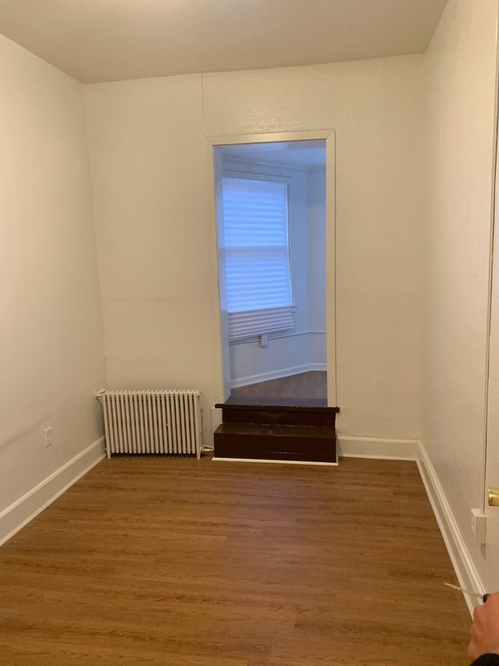 487 W Market St #3 - Photo 5 of 14
