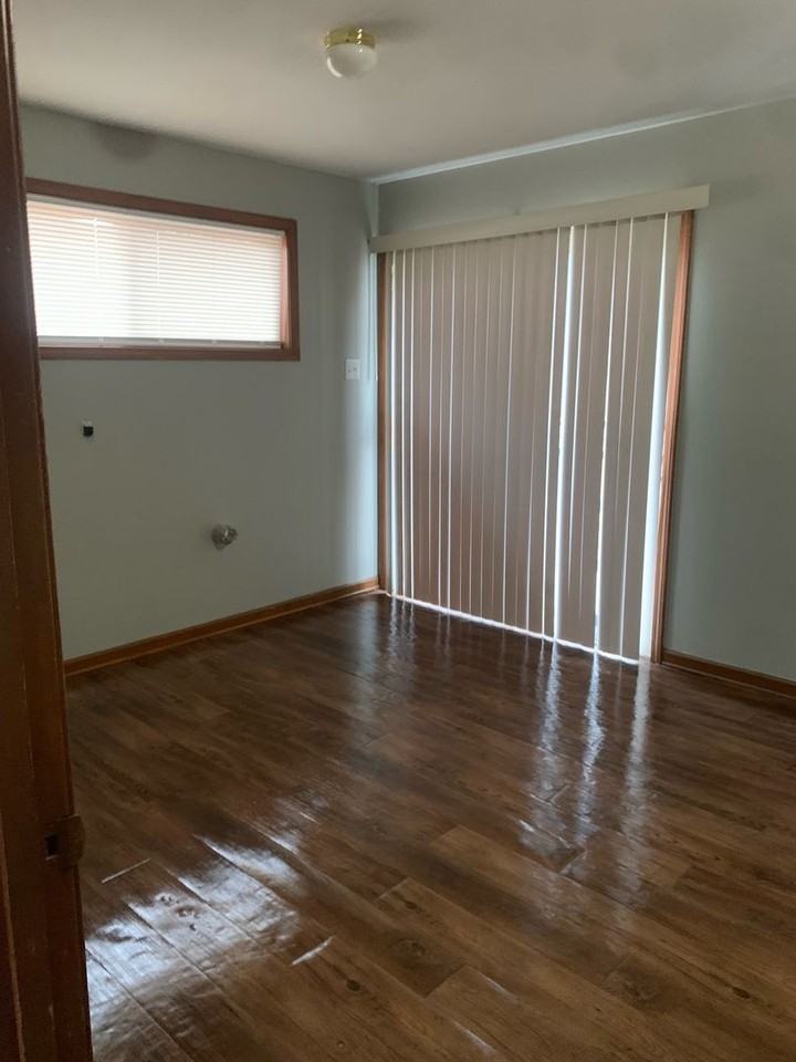 407 Argo Ave - Photo 2 of 8