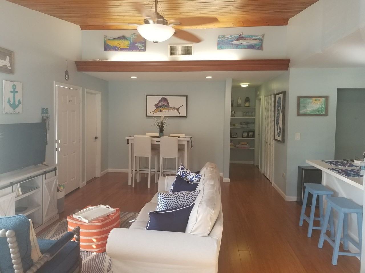 239 Lignumvitae Dr - Photo 5 of 16