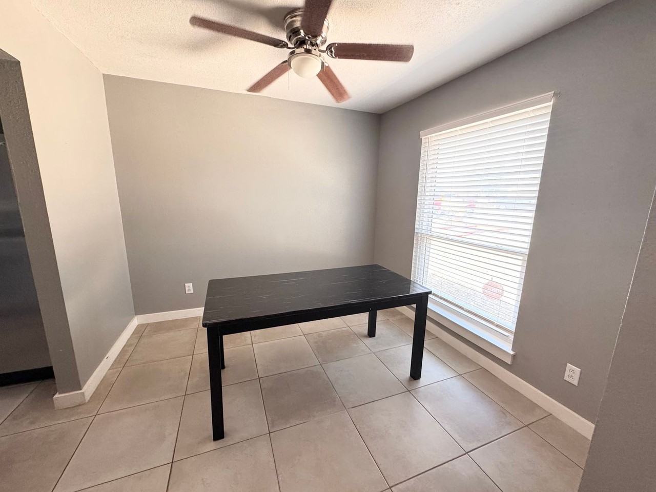 5125 Sunnyside Dr - Photo 3 of 12