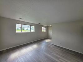 featured image of 3374 Heatherton Dr