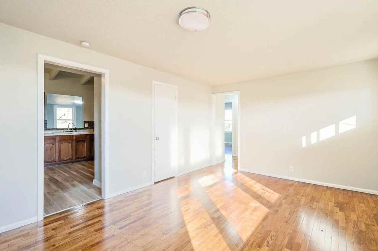 3713 Woodlawn Ter - Photo 7 of 35