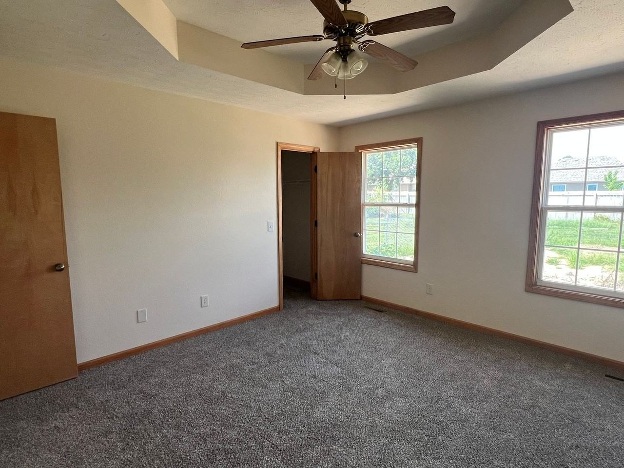 2605 W Garton Rd - Photo 3 of 8