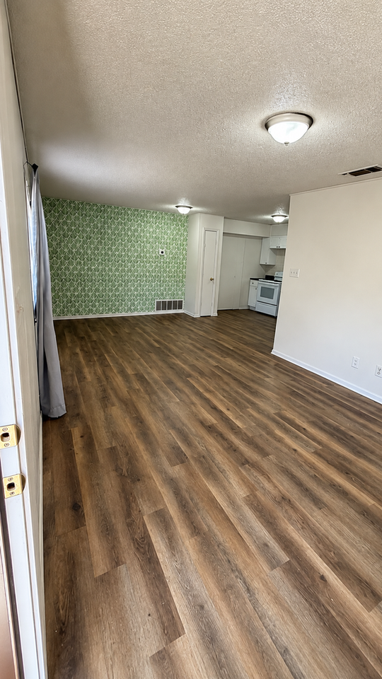 3444 State St - Photo 2 of 18