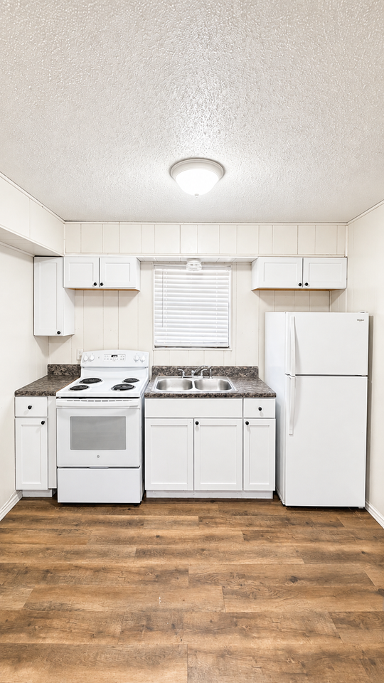 3444 State St - Photo 6 of 18