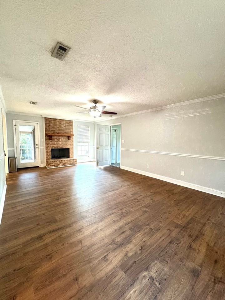 308 Candlewood Dr - Photo 7 of 33