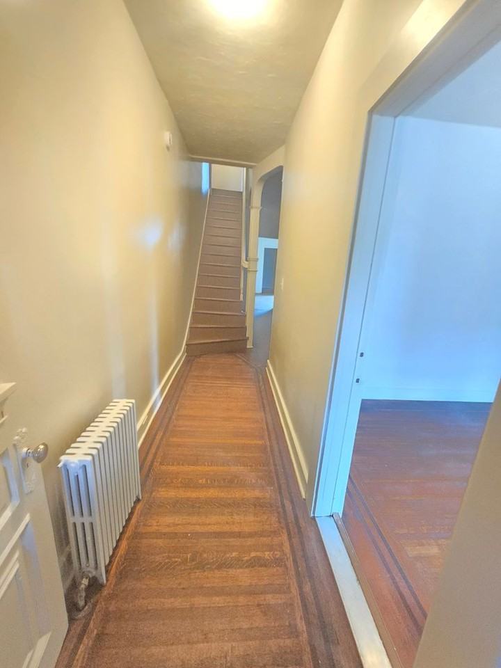 259 W Jackson St #1 - Photo 2 of 25
