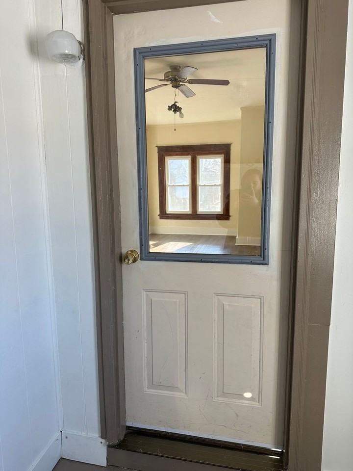 208 S Andrews Ave - Photo 3 of 10