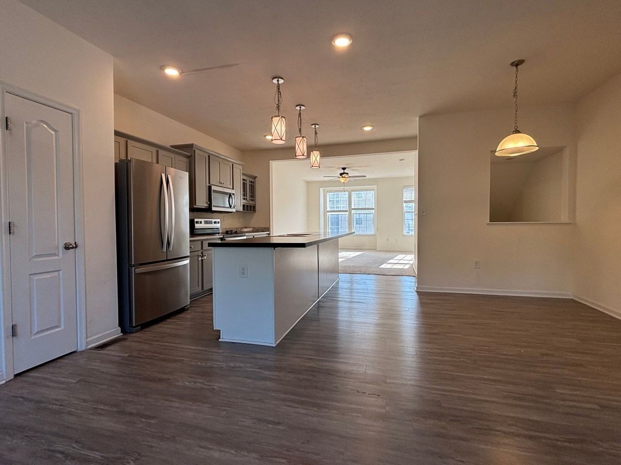 143 Inlet St - Photo 2 of 22