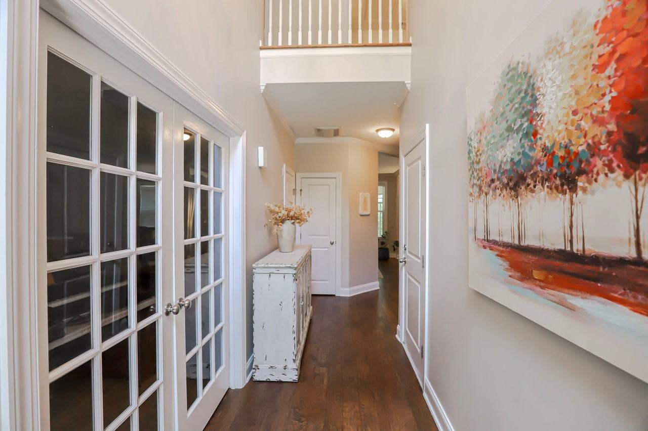 2603 Waites Dr - Photo 4 of 32