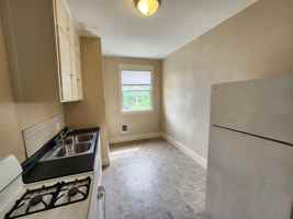 featured image of 1546 12th Ave