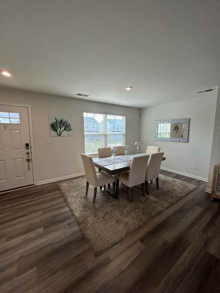 105 Birchcane Rd - Photo 3 of 18