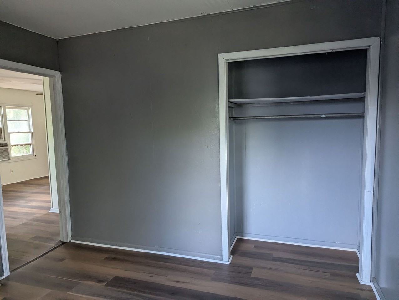 418 Tissington St - Photo 7 of 10