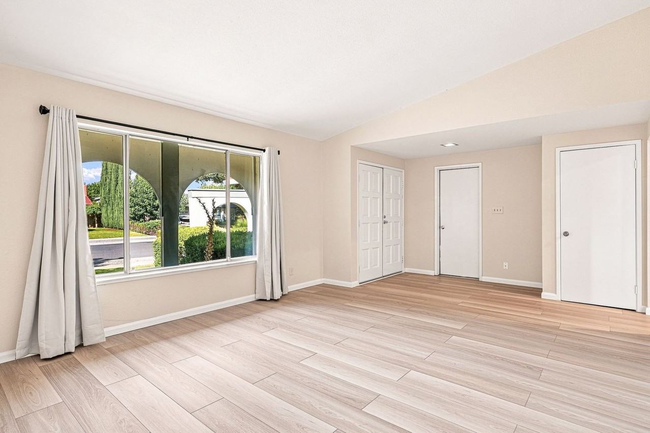 6741 Altiplano Way - Photo 5 of 32