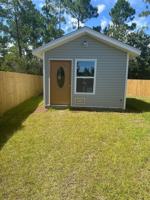 featured image of 7209B Lake Suzzanne Ln