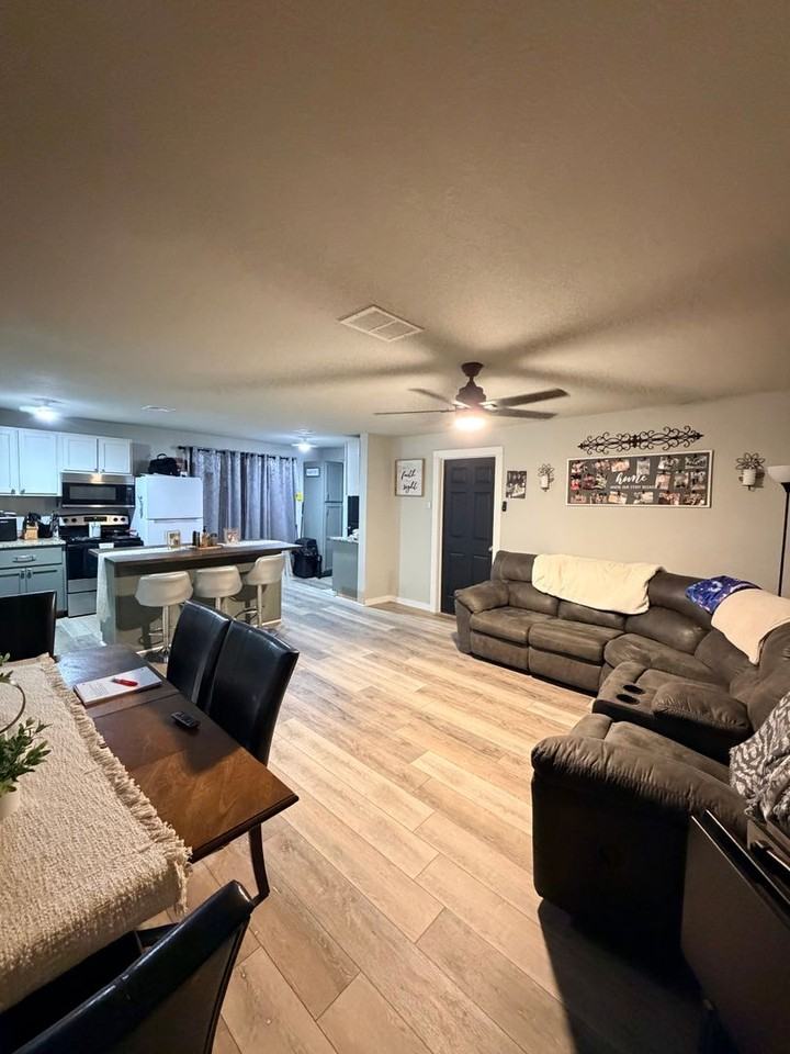 9244 Craft Rd - Photo 2 of 13