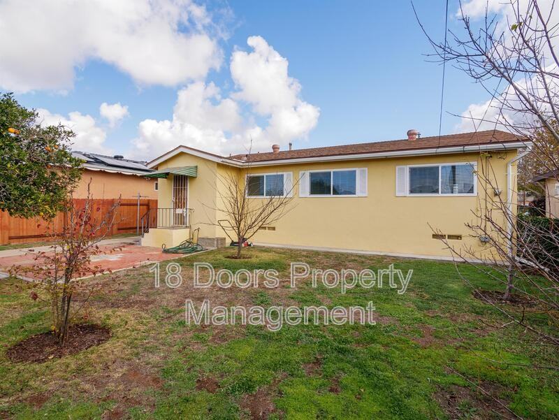 3442 Atlas St - Photo 7 of 31