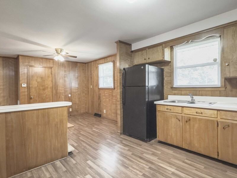 1641 Vista Ln #NA - Photo 6 of 16