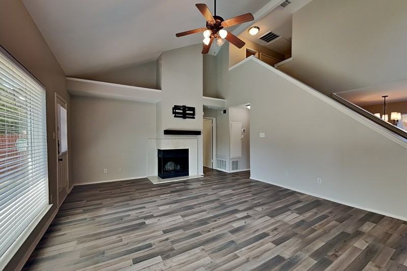 3812 Dalston Ln - Photo 2 of 19