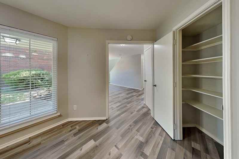 3812 Dalston Ln - Photo 5 of 19