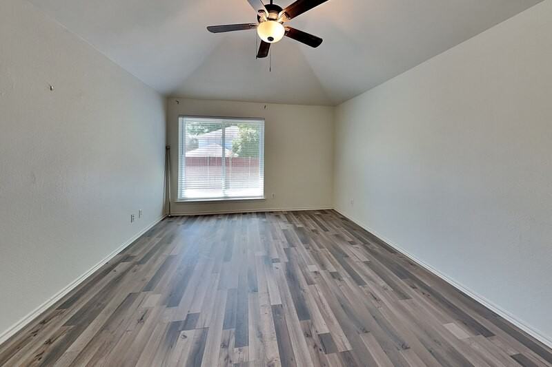 3812 Dalston Ln - Photo 7 of 19