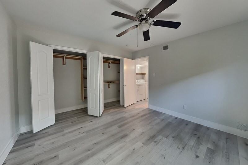 2803 Ursa Cir - Photo 6 of 17