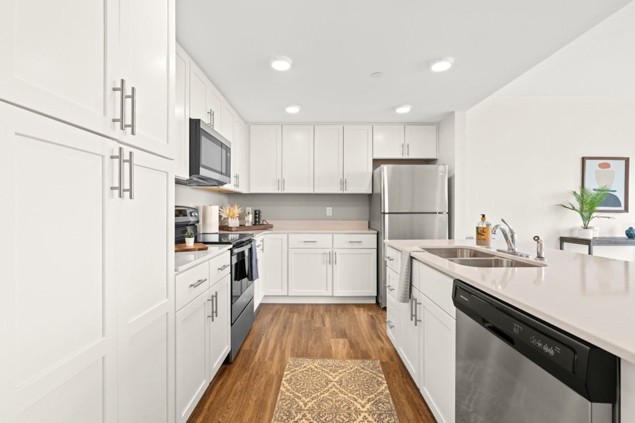 The Residence at Willow Falls - Photo 5 of 50