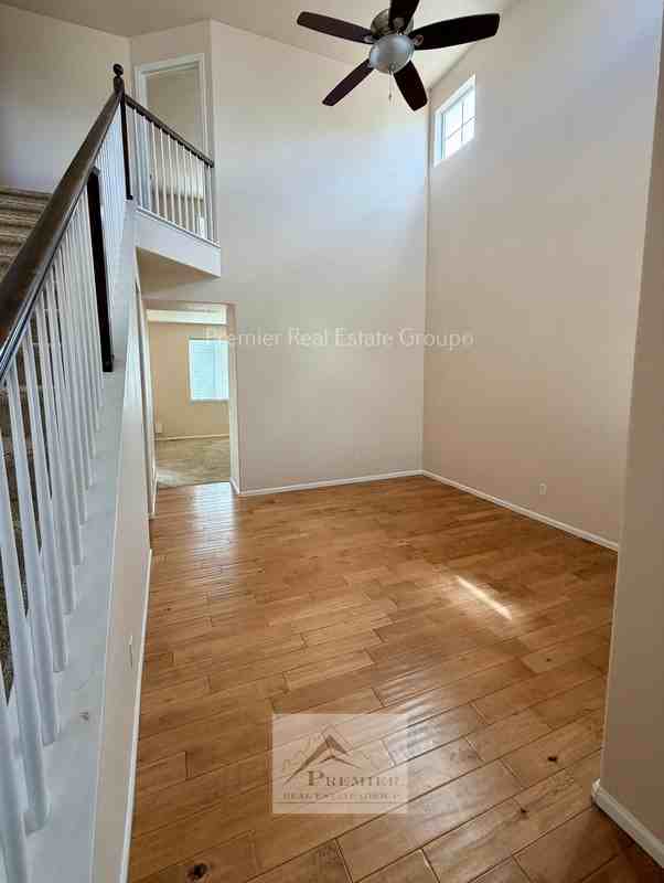 7777 Blue Vail Way - Photo 3 of 22