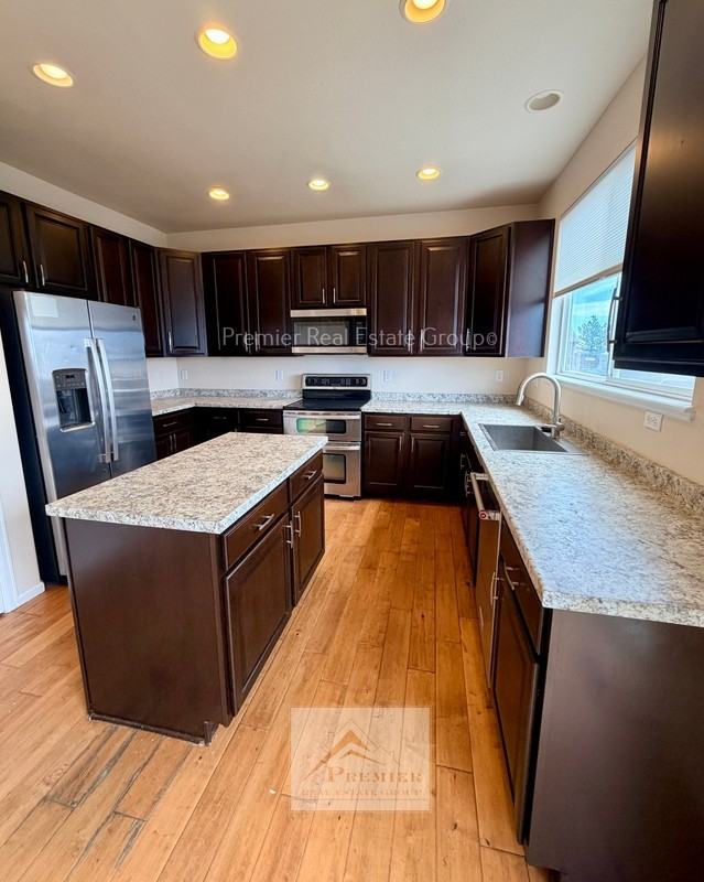 7777 Blue Vail Way - Photo 6 of 22