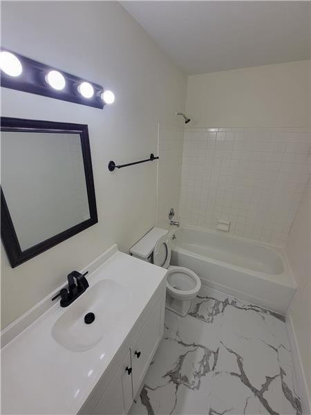 50 Woodland Hills Dr #8 - Photo 6 of 10