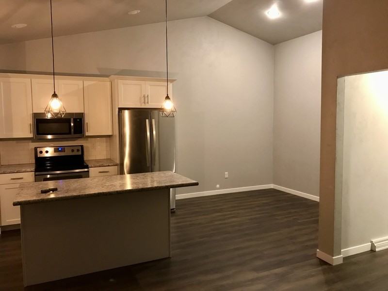 196 Desplaine Rd - Photo 4 of 25