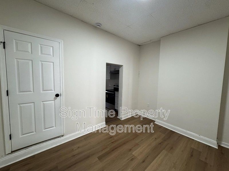40 N Conococheague St #1 - Photo 5 of 10
