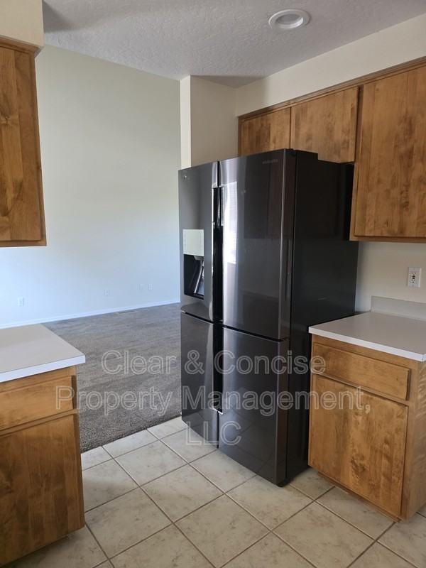 4206 Royal Ave - Photo 2 of 11