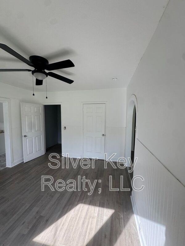 307 Wabash St - Photo 7 of 19