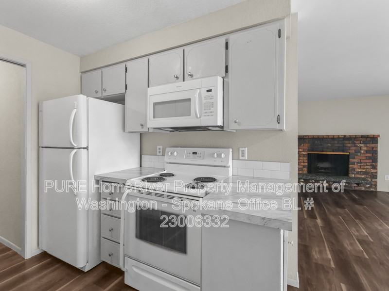 1301 E 29th Ave - Photo 5 of 22