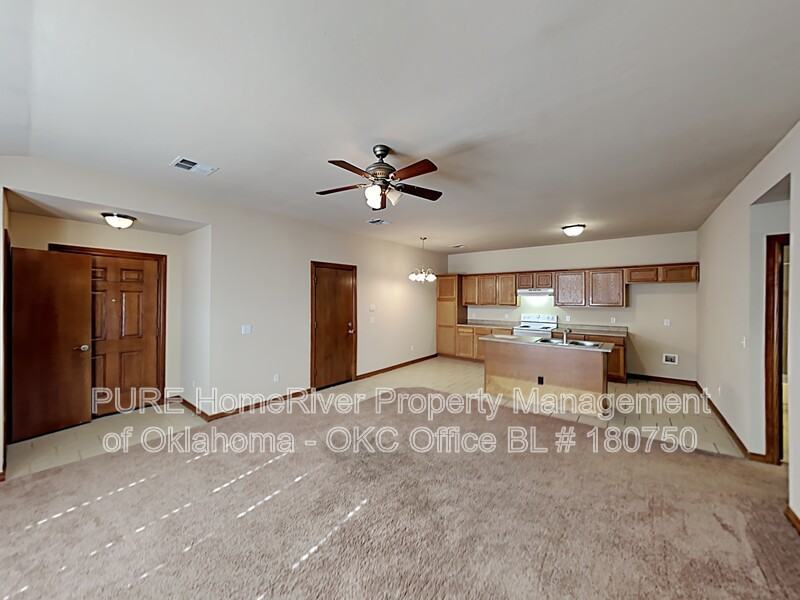 602 Garrison Ln - Photo 3 of 16