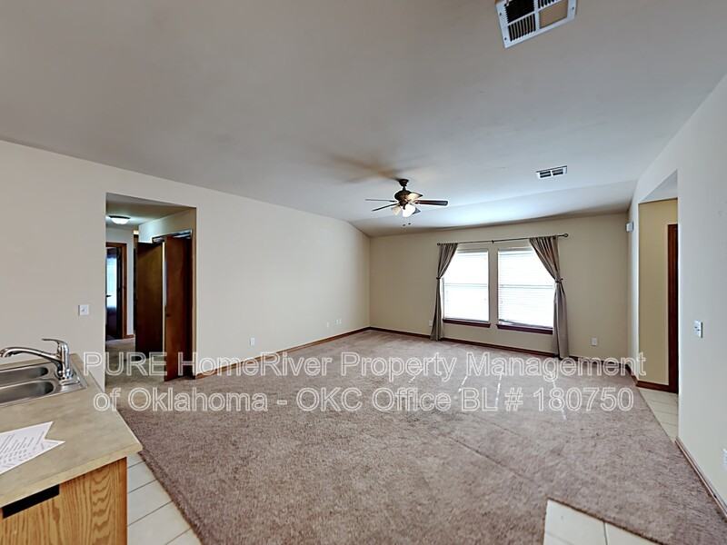 602 Garrison Ln - Photo 4 of 16