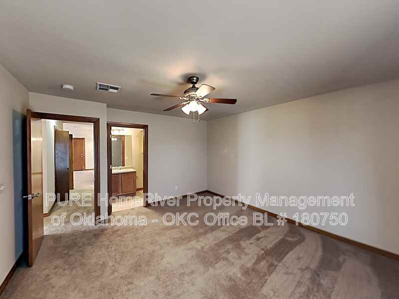 602 Garrison Ln - Photo 6 of 16