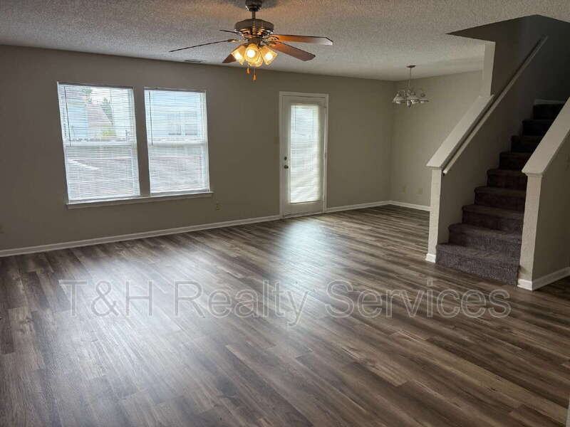 5985 Claymont Blvd - Photo 7 of 34
