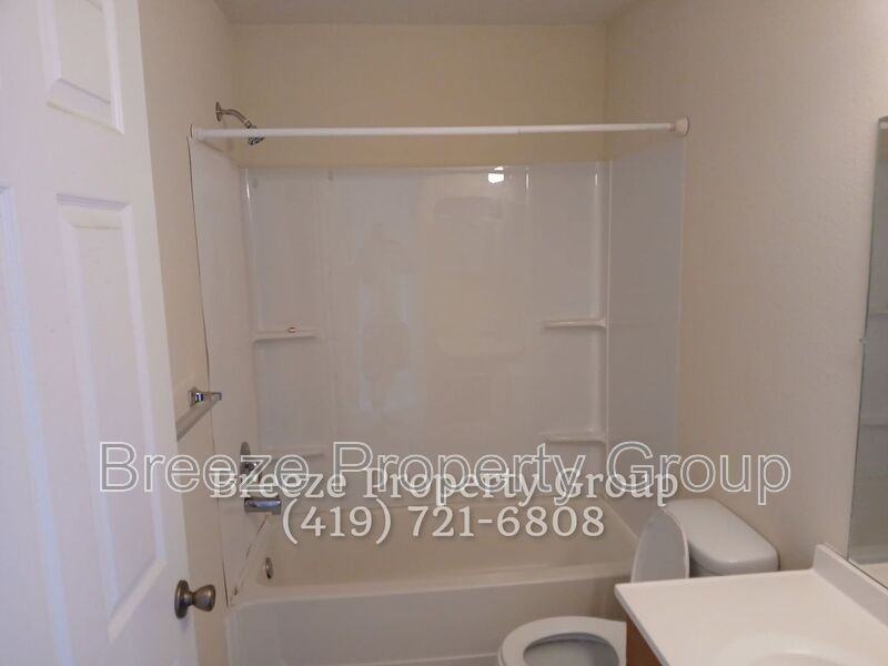 516 Nova St - Photo 7 of 12
