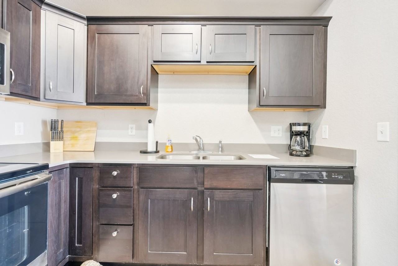 Willow Falls Apartments - Photo 7 of 43