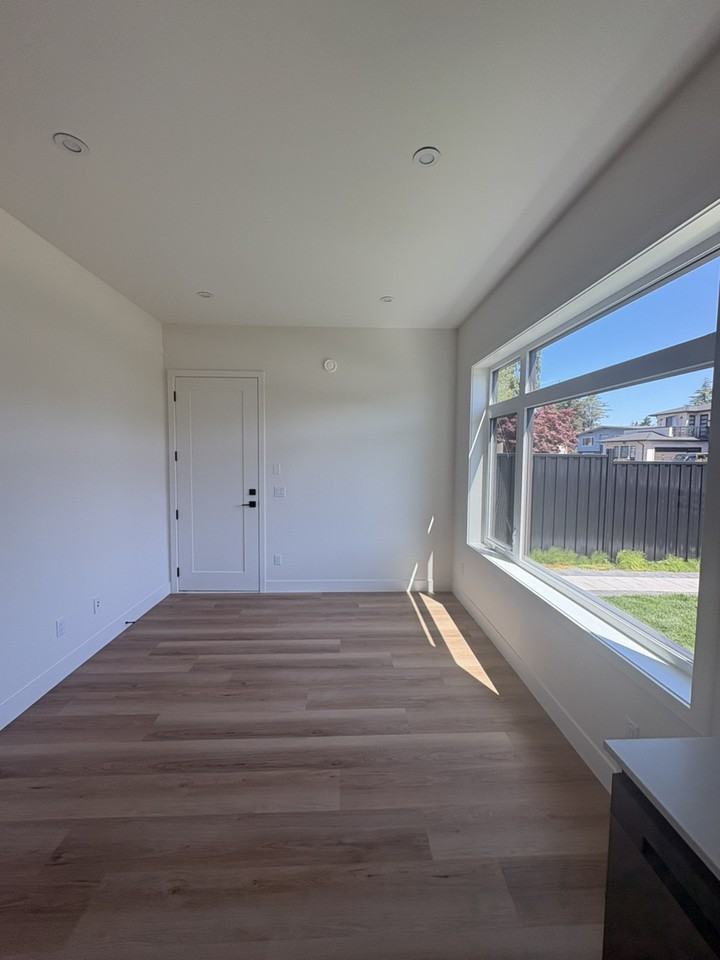 Seavale Rd - Photo 5 of 11