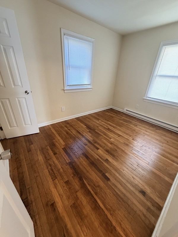 611 Hazelhurst Ave - Photo 7 of 11