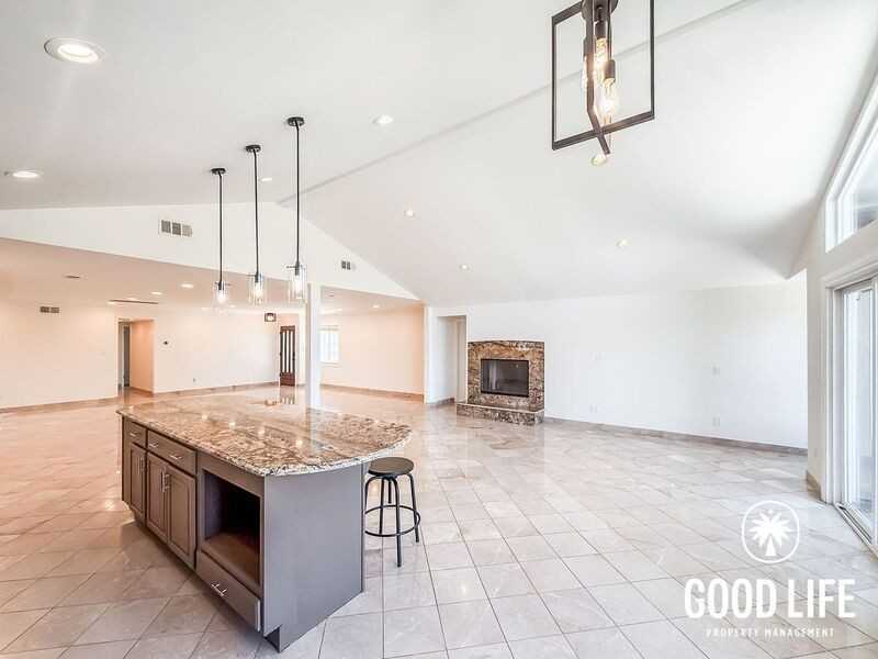 5820 Carnegie St - Photo 7 of 28