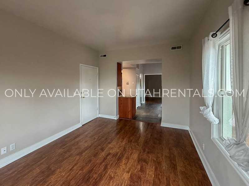 218 W North Temple #W8 - Photo 4 of 30