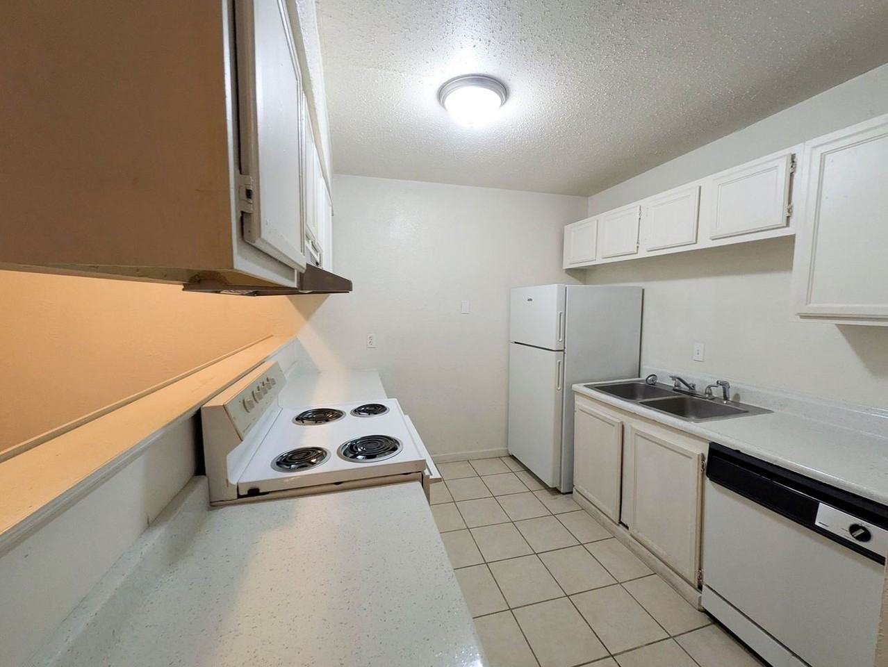 4610 Maddox St - Photo 6 of 19